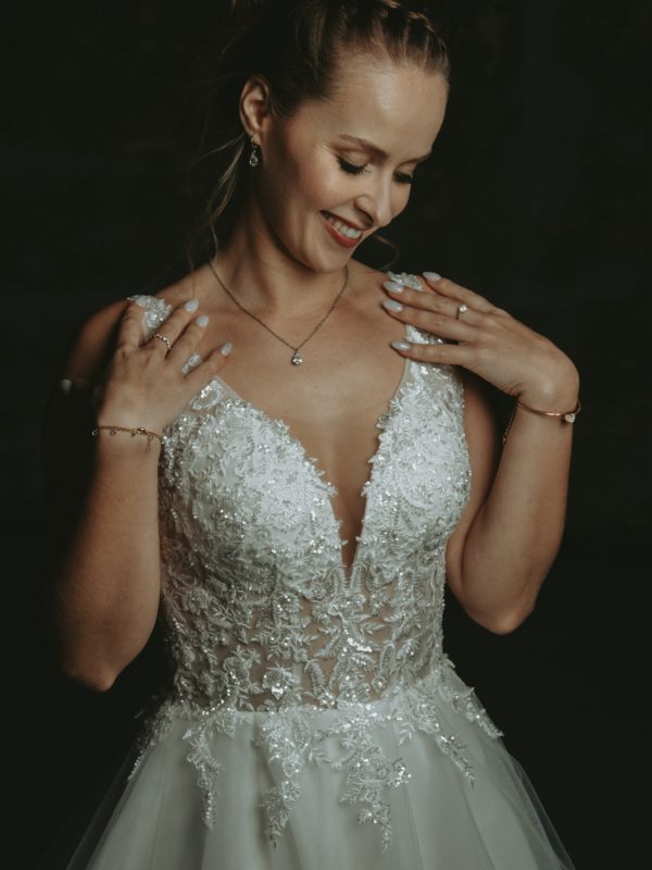 Robe de mariée Eucalyptus princesse romantique dentelle – Maison Preciosa Dax