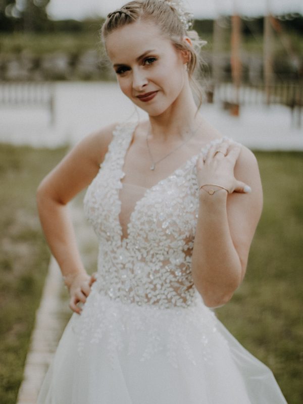 Robe de mariée Jasmin trapèze romantique dentelle – Maison Preciosa Dax