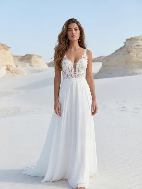 Robe de mariée évasée A-line Izae – dentelle et satin à fente – Maison Preciosa, boutique mariage à Dax (Landes)
