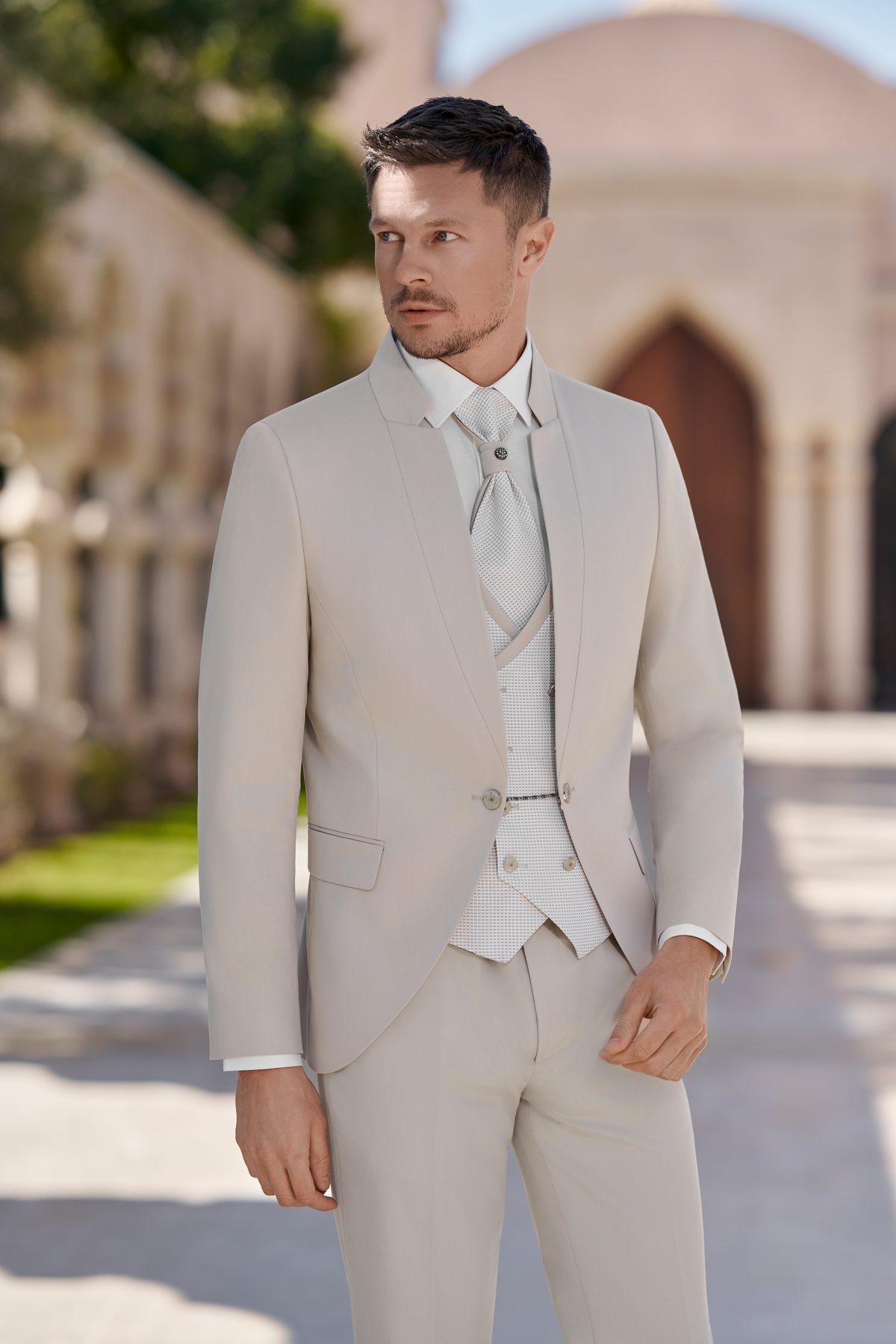 Costume de mariage homme beige Alicante 1 Costume homme beige Alicante mariage – Maison Preciosa Dax
