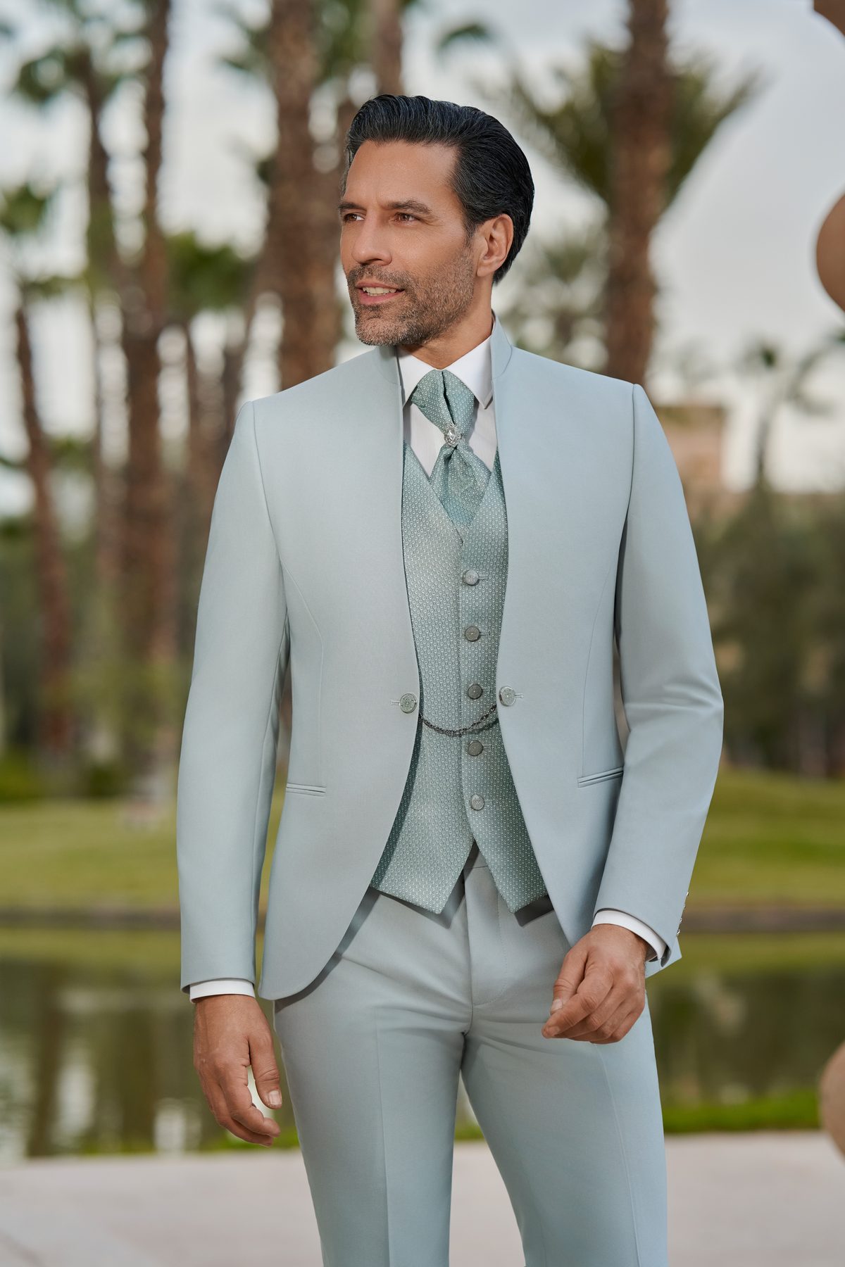 Costume de mariage homme vert sauge Bonifacio 1 Costume homme vert sauge Bonifacio mariage – Maison Preciosa Dax