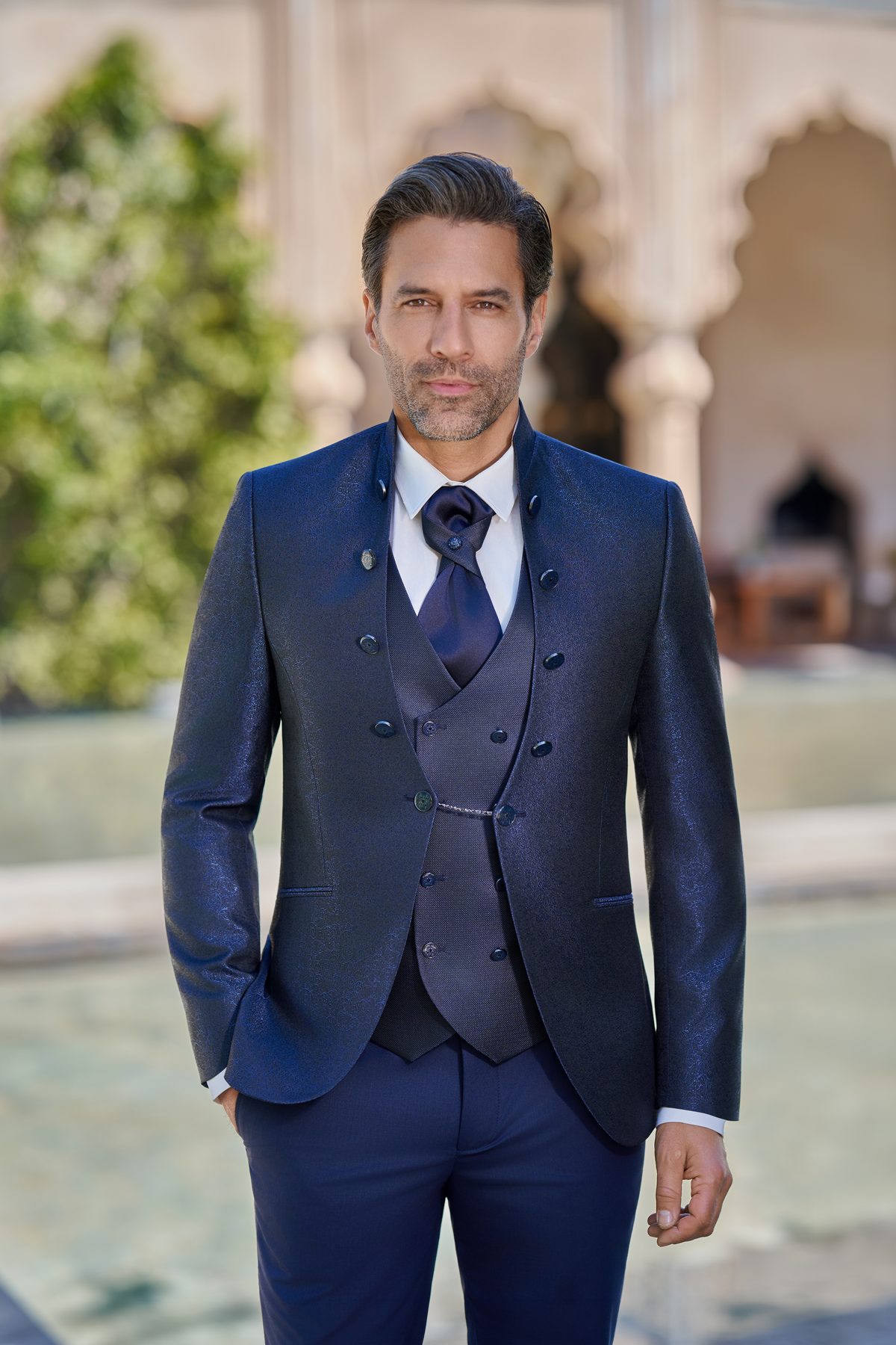Costume de mariage homme bleu nuit col officier Panama 1 Costume homme bleu Panama mariage – Maison Preciosa Dax